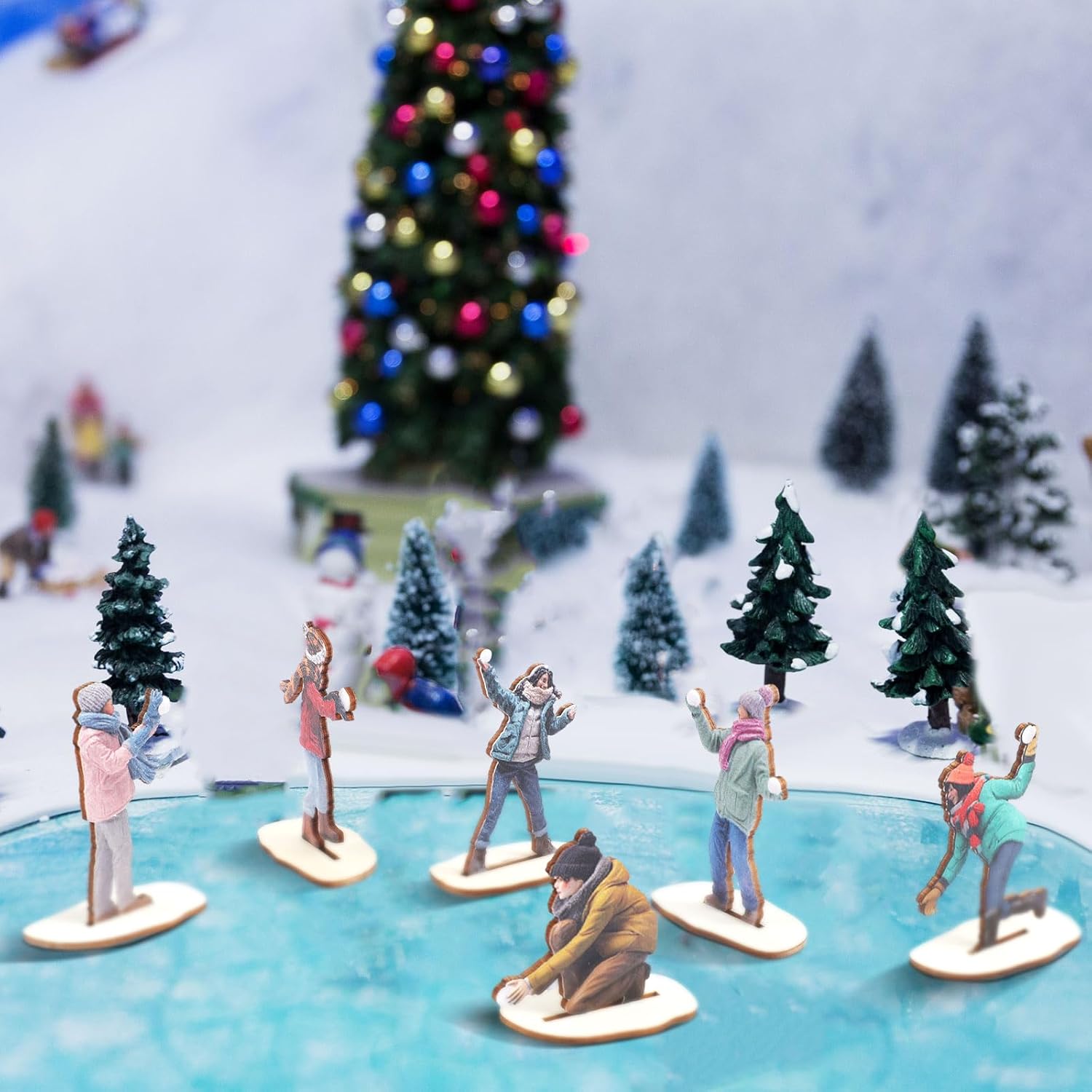 Weysat Christmas Village Figurines Set - 12 Miniature Snowball Fight Models for Winter Decor