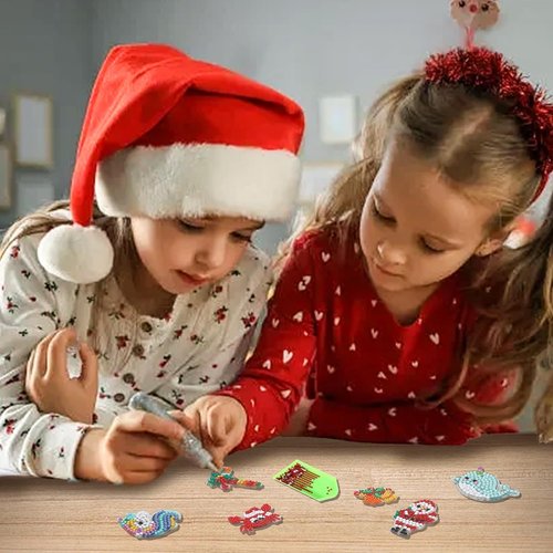 Diamond Painting Kits Advent Calendar 2025 for Kids, 24 Days Christmas Countdown Calendar, Make Your Own Gem Keychains, Arts and Crafts for Girls, DIY Crafts Christmas Gift Ideas for Girls Age 4-10