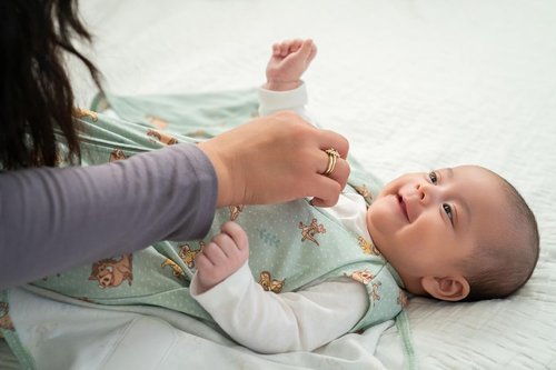 HALO 100% Cotton Sleepsack Swaddle - 3-Way Adjustable Wearable Blanket, Small, Lion King Friends Design