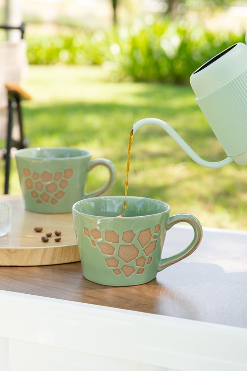 DIHOclub Giraffe Coffee Cup Ceramic 3D Wild Animal Inside Mug,Cute Cartoon Handmade Figurine Mugs,Holiday and Birthday Gift for Coffee Milk Tea Lovers,12 OZ(Green Giraffe)