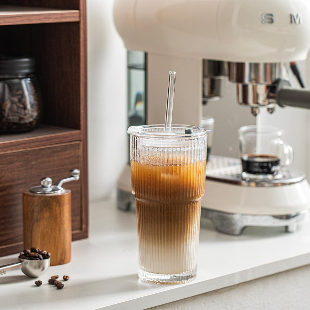 INSETLAN 20 oz Ribbed Glass Tumblers with Lids and Glass Straws – 2-Piece Glassware Set, Heavy-Duty Tumblers, Ideal for Iced Coffee, Smoothies, Cocktails, and Juices – Elegant and Durable Drinkware