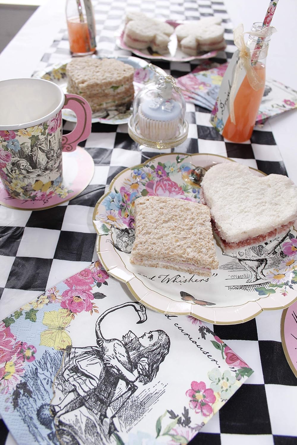 Talking Tables 144 x Alice In Wonderland Themed Disposable Paper Plates, Bulk Pack, Mad Hatter Tea Party Table Decorations Birthday, Baby Shower, Cream Tea, Mother’s Day, Wedding – Size 9’