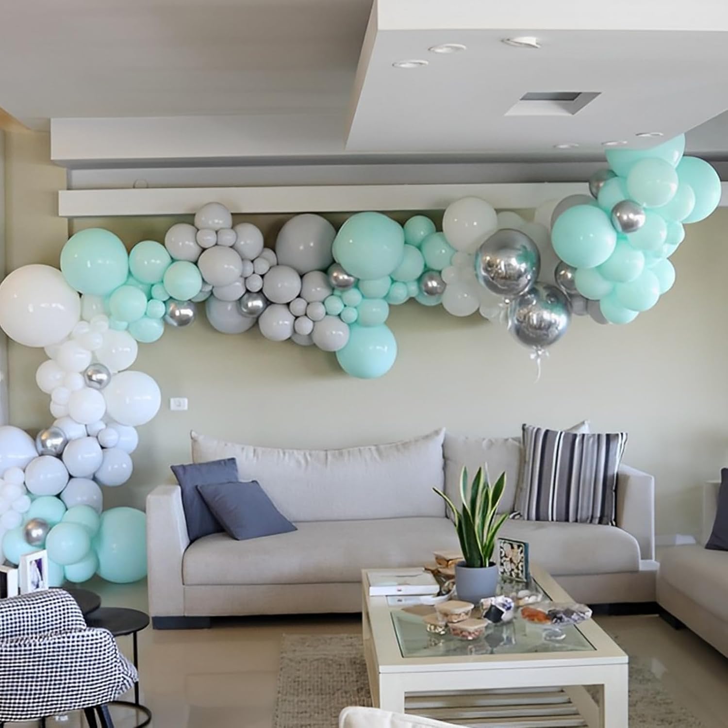 Voircoloria Mint Green Balloons - 12 Inch Pastel Latex for Baby Showers, Weddings & Parties
