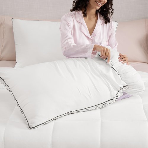 UGG King Bed Pillow – Plush Down Alternative Pillow, Soft & Breathable Medium Firm Sleeping Pillows, Premium Luxury Home Decor Hypoallergenic Pillow for Bed, White, 20” x 36” (Devon)