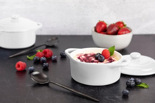 Kook Mini Cocotte Set - Small Ceramic Casserole Dishes with Lids | Oven & Microwave Safe, 12 oz, Set of 4 (Swiss White)