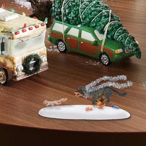 Department 56 | National Lampoon's Christmas Vacation Snots on The Run Figurine - 1.77 Inch, Multicolor
