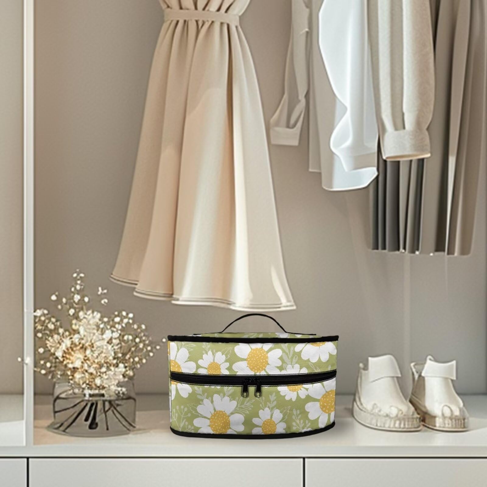 ZCFYGDX Cartoon White Daisy Print Iron Organizer with Handle – Dustproof Travel Iron Storage Bag, Smooth Zipper Durable & Protective Carrying Case for Full-Size Irons, 11.8x6.69x5.5 In