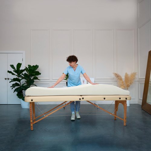 LukyHonie Ergonomic Lash Bed Topper Massage Table Pad, 30D Foam Esthetician Beds Mattress Toppers for Lash Tech Facial Wax, Beauty Salon Massage Bed Topper with Milk Touch & Washable Cover-Cream White