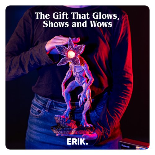 Grupo Erik Stranger Things Light Collector Edition - Stranger Things Merch - Stranger Things Room Decor - Official Netflix Merchandise - Demogorgon Figure - USB and Battery Powered