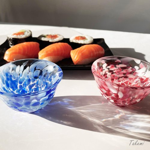 Japanese Handcrafted Cup Set – Traditional Glassware for Cold Beverages, Made in Japan (Nebuta Sake Decanter with 2 Cups Set(Pink and Blue), Decanter (12.3 fl oz - 365ml), Cup (1.7 oz - 50ml))