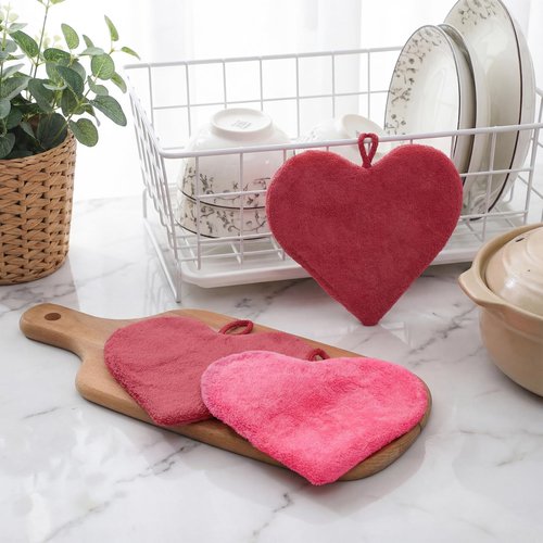 Breling 3 Pcs Valentines Heart Dish Hand Towels for Kitchen Red Pink Heart Bathroom Hand Towels Absorbent Soft Decorative Cloth for Valentine‘S Day Decor Bath Drying Cleaning