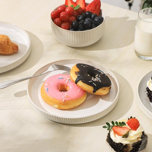 Frewinky Stoneware Dinnerware Sets for 4,12 Piece Kitchen Plates and Bowls Set,Reactive Glaze Porcelain Dinnerware Sets Scratch Resistant,Dishwasher and Microwave Safe,White