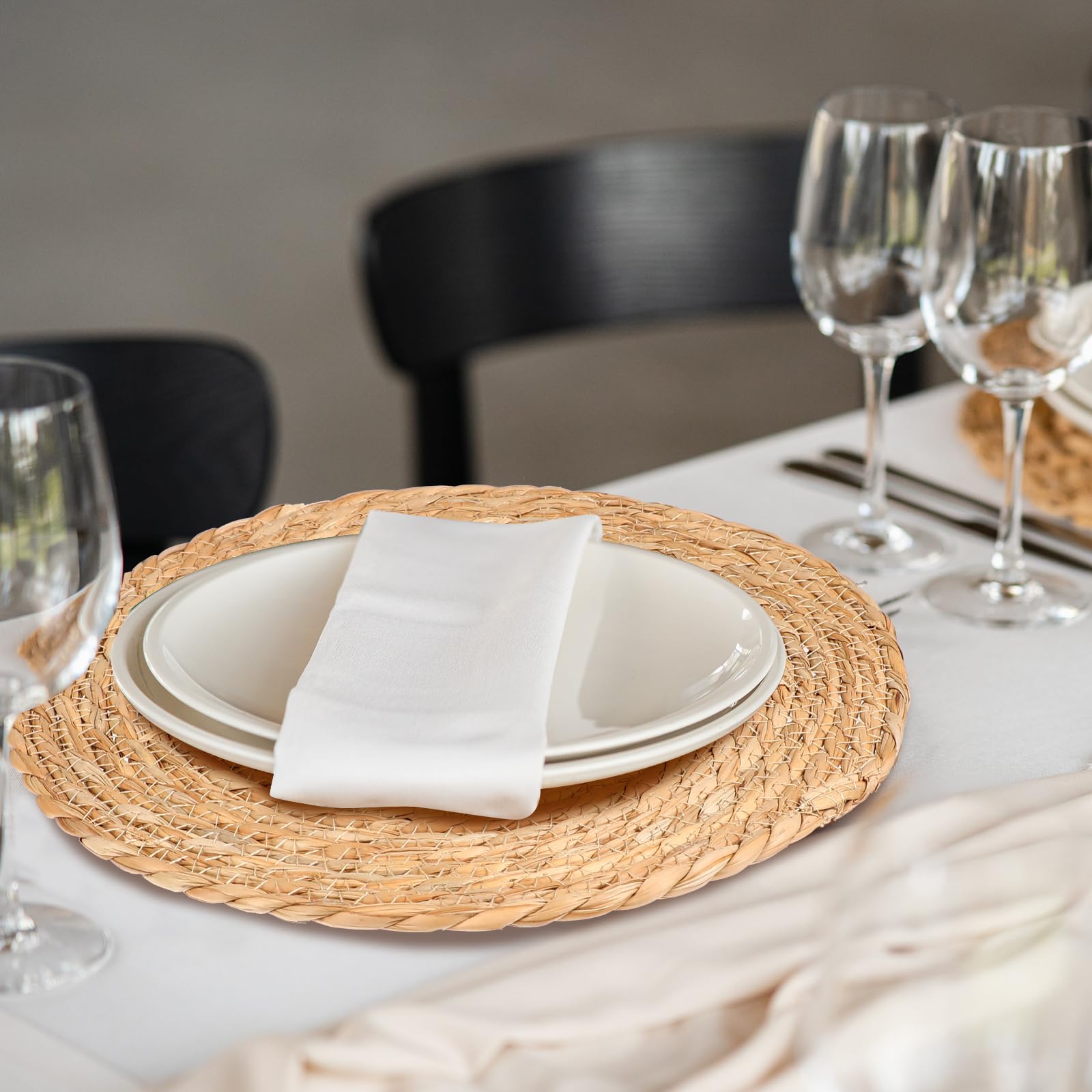 40 Pcs 12 Inch Round Woven Placemats with 20pcs Pearl Napkin Rings，Rattan Placemats Bulk Boho Woven Chargers Natural Water Hyacinth Place Mat for Wedding Party, Dinner Table