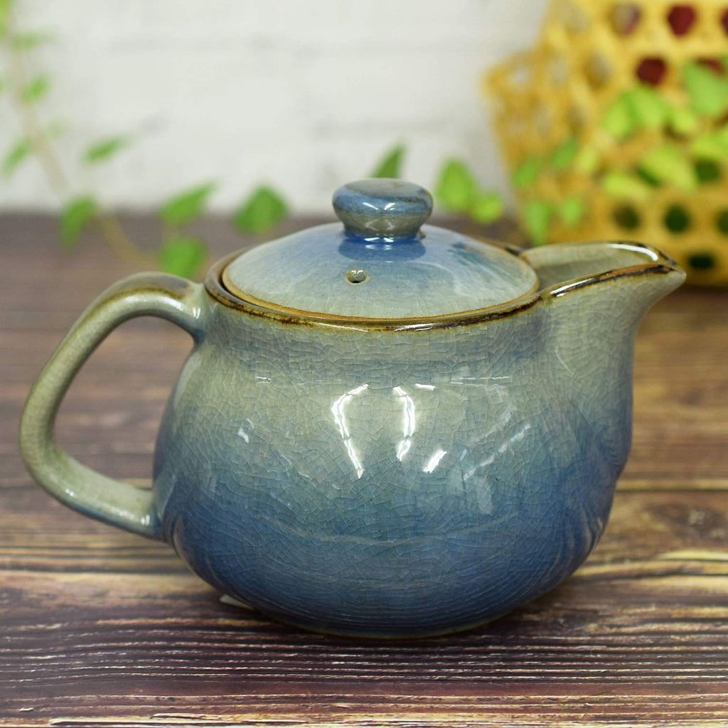 Kutani Yaki(ware) Japanese Teapot Silver Leaf (with tea strainer)