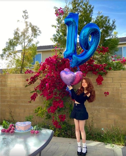Jumbo Navy Blue Number 1 Balloon - 40 Inch Mylar Foil for 1st Birthday, Anniversaries & Photo Shoots