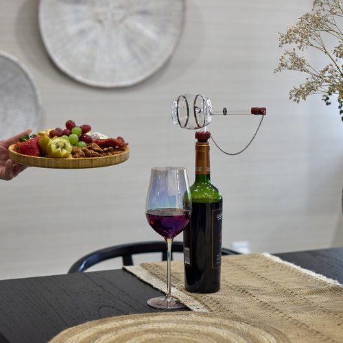 IL PICCOLO SOMMELIER - Wine Aerator - Hand-Blown Glass Pourer Spout with Stand & Corks - Wine Aerator Decanter and Stopper Set for Red, White & Rosé