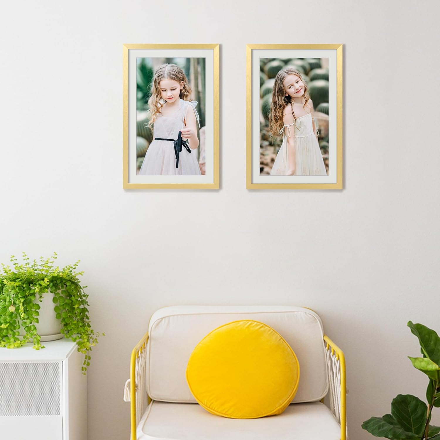 Upsimples 11x17 Picture Frame - Elegant Gold Wall Hanging Frame for 9x15 or 11x17 Photos | 1 Pack