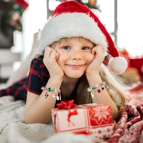 OuMuaMua Christmas Advent Calendar Charm Bracelets 2025 for Girls Kids, 24 Days Christmas Unicorn Countdown Calendar with 2pcs DIY Charm Bracelets Kit for Girls Kids Teens Adult Women