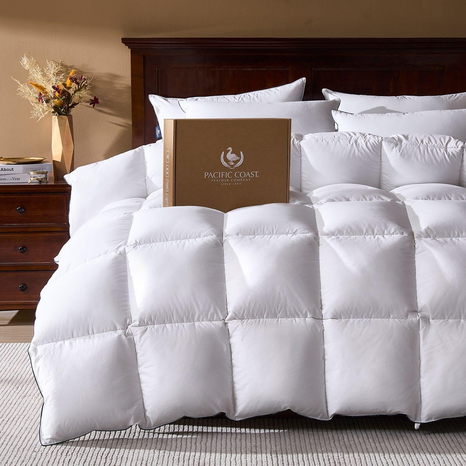 Pacific Coast Goose Down Comforter - Extra Fluffy White Duvet Insert | Queen Size, Soft & Breathable All-Season Luxury Bedding (90"x90")