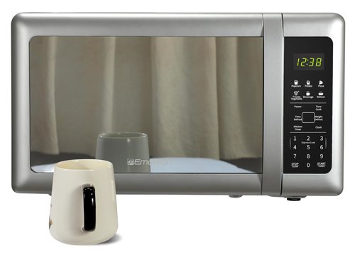Emerson MW7601SL Countertop Microwave Oven with Sleek Mirrored Finish Glass Door, 700W, 10 Power Levels and 6 Pre-Programmed Settings with Child Safe Lock, 0.7. Cu. Ft., Silver