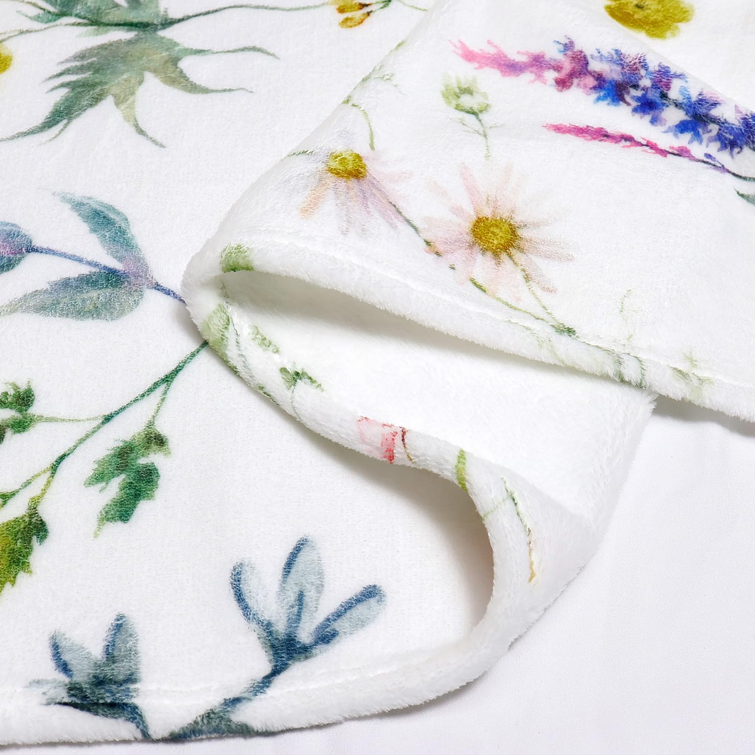 Floral Throw Blanket Wildflowers Throw Blankets Plant Floral Fleece Blankets Soft Warm Cozy Blanket Plush Throws Blankets Flower Decorative Blanket for Home Sofa Bedding 50" x 60"