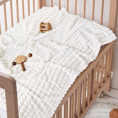 Yameishy Luxury 3D Jacquard Baby Blanket, Flannel Fleece Nursery Blanket with Grid Pattern, 30 x 40 Inch Soft Throw for Infants & Toddlers (Ivory Cream)