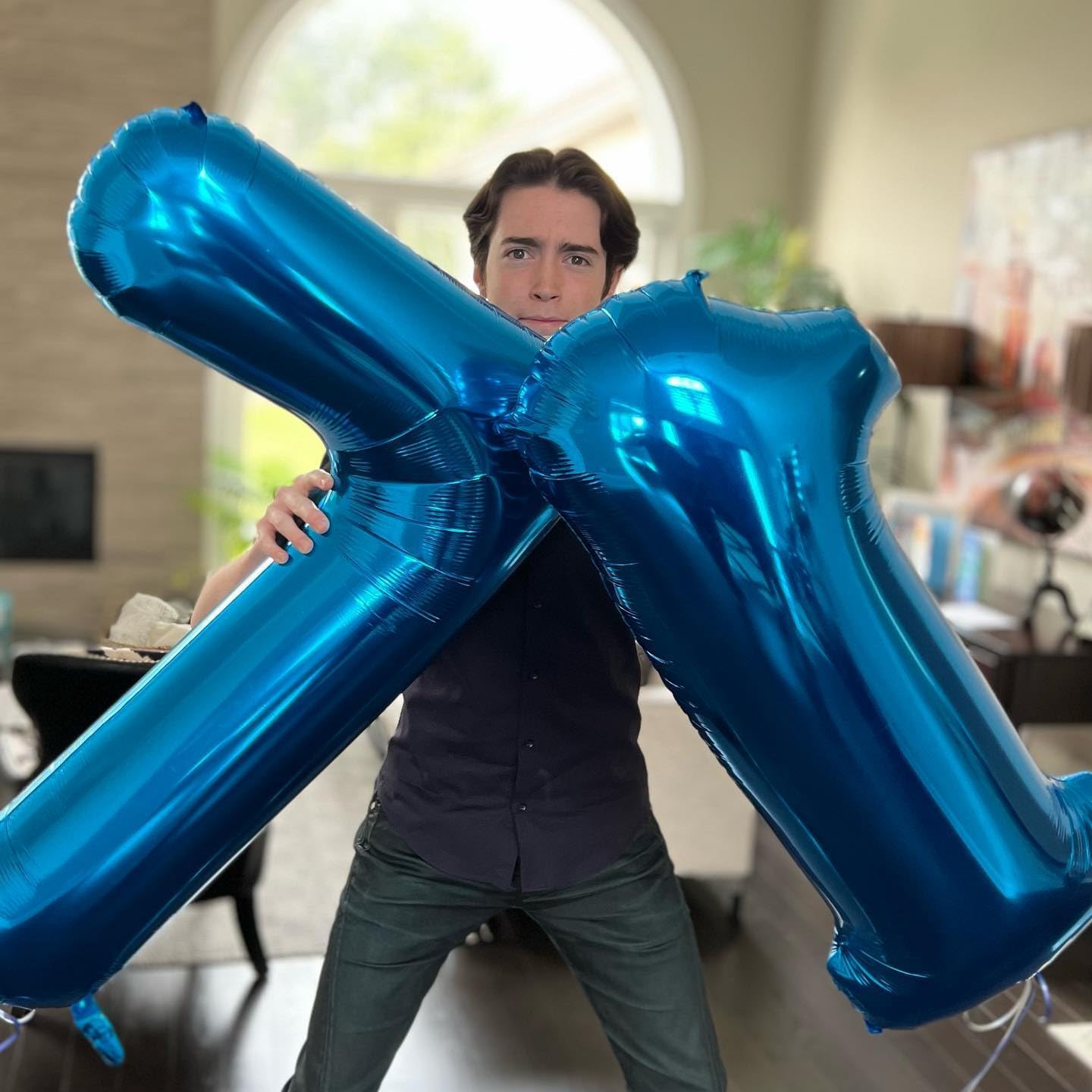 Number 17 Balloon by [Brand Name] - 40-Inch Navy Blue Birthday Decoration for 17th Party