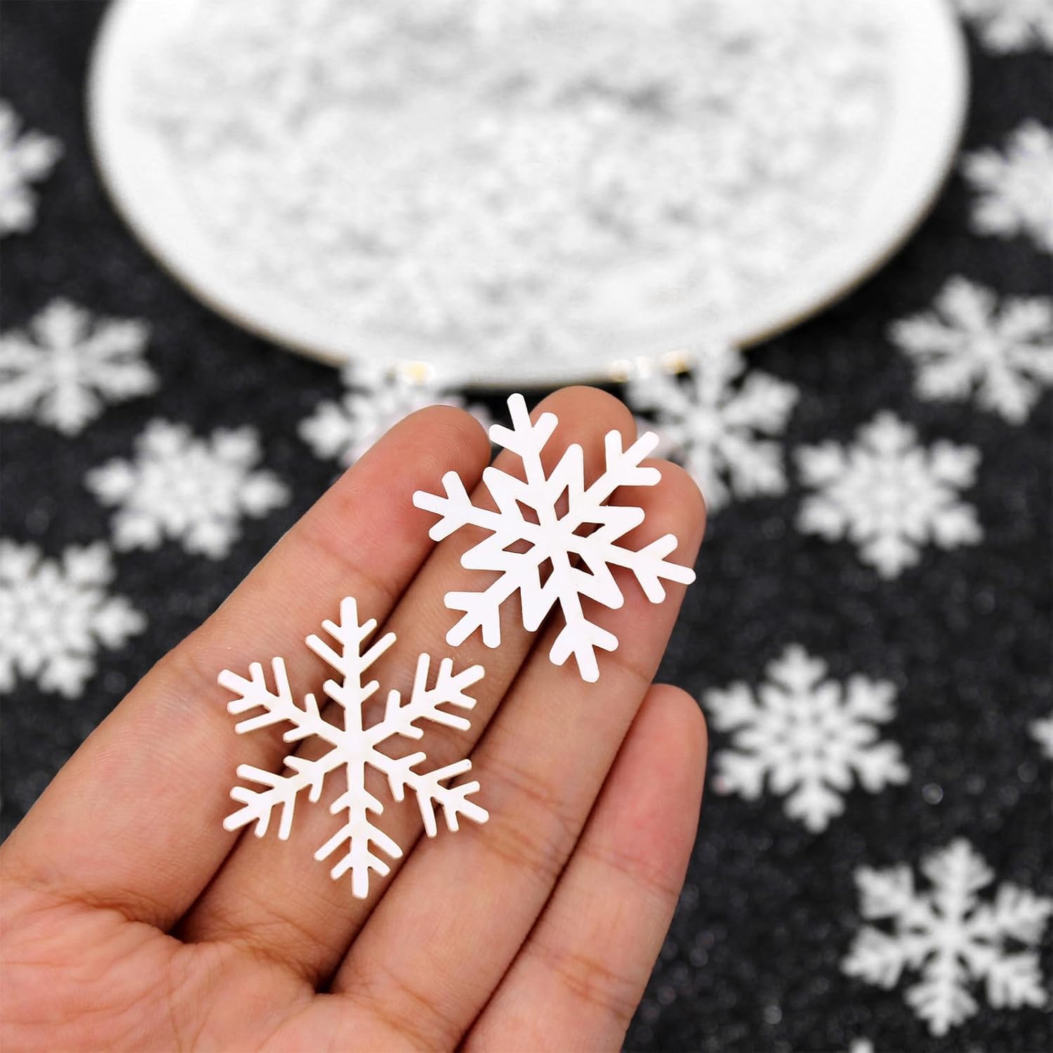Skiennix 200PC White Snowflake Confetti - Perfect for Winter Wonderland Parties & Holiday Decor