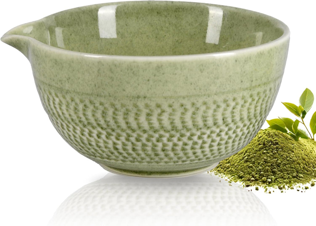 Skiennix Matcha Bowl - 500 ml Ceramic Chawan with Spout for Mixing Matcha, Salad, Soup & Tea | Matcha Green