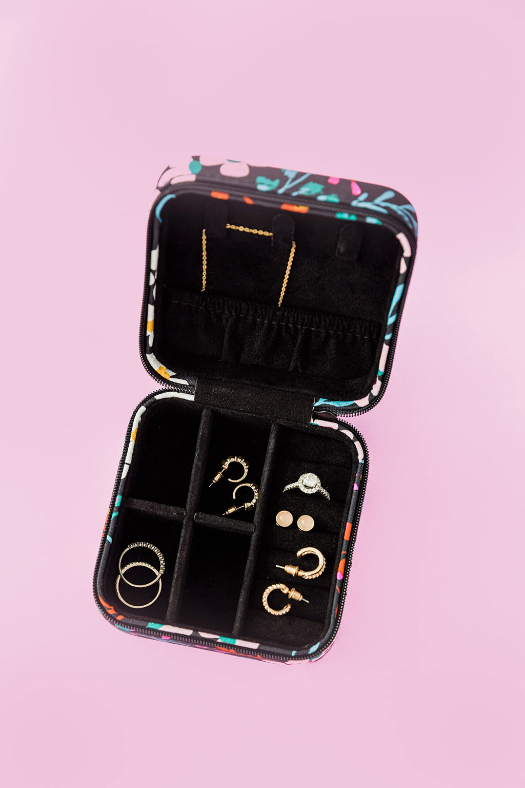 kate spade new york Small Travel Jewelry Case, Black Jewelry Box to Organize Rings, Necklaces, Earrings, Fall Floral