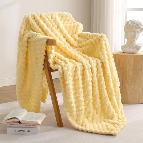 Excervent Flannel Fleece Throw Blanket(40x50 inches)for kids and pets, Big 3D Clouds Stylish Hexagon Jacquard Decorative Fuzzy Blankets for Household Camping and Travel, Super Soft Cozy, Light Yellow