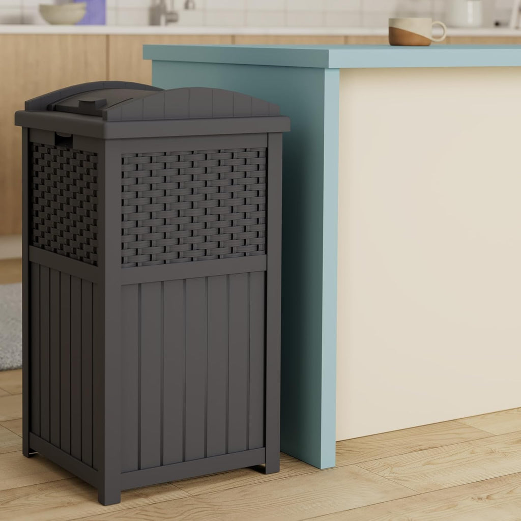 Suncast 33 Gallon Wicker-Style Trash Can - Secure Latching Lid & Weather-Resistant Design | Cyberspace Grey