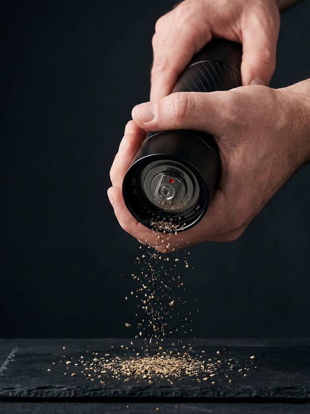 Pepper Grinder, Homnoble Professional Grade Pepper Grinder, Heavy Duty Pepper Mill, Refillable Aluminum Manual Pepper Mill with Adjustable Coarseness and Stainless Steel Blade