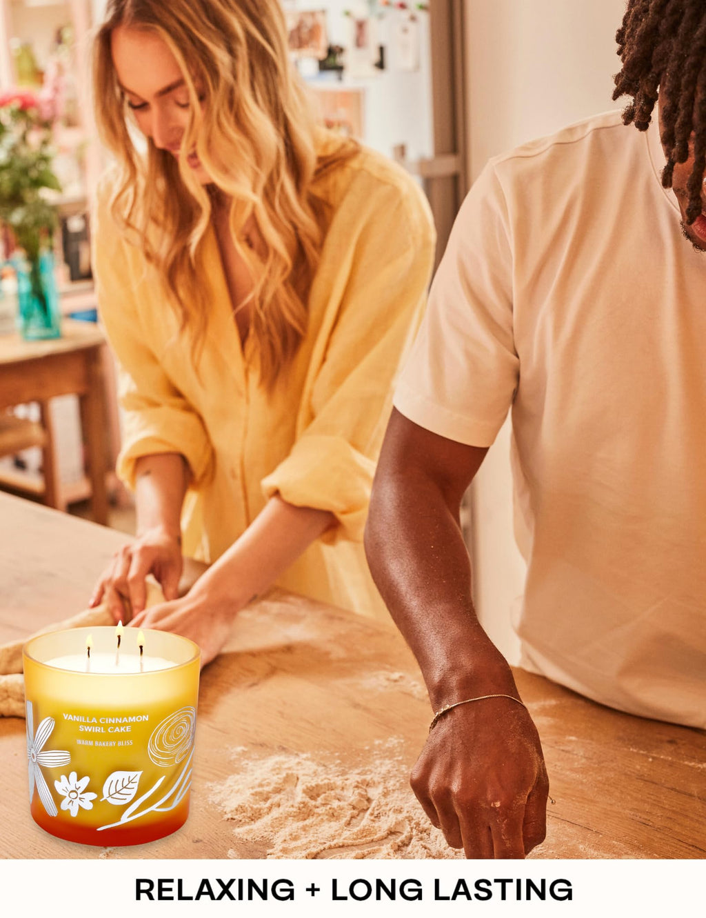 Vanilla Cinnamon Swirl Cake Candle, 14.5oz Large 3-Wick Soy Scented Candles for Home, Warm Bakery Scent, Long Lasting Aromatherapy Candle, Gift for Women & Men