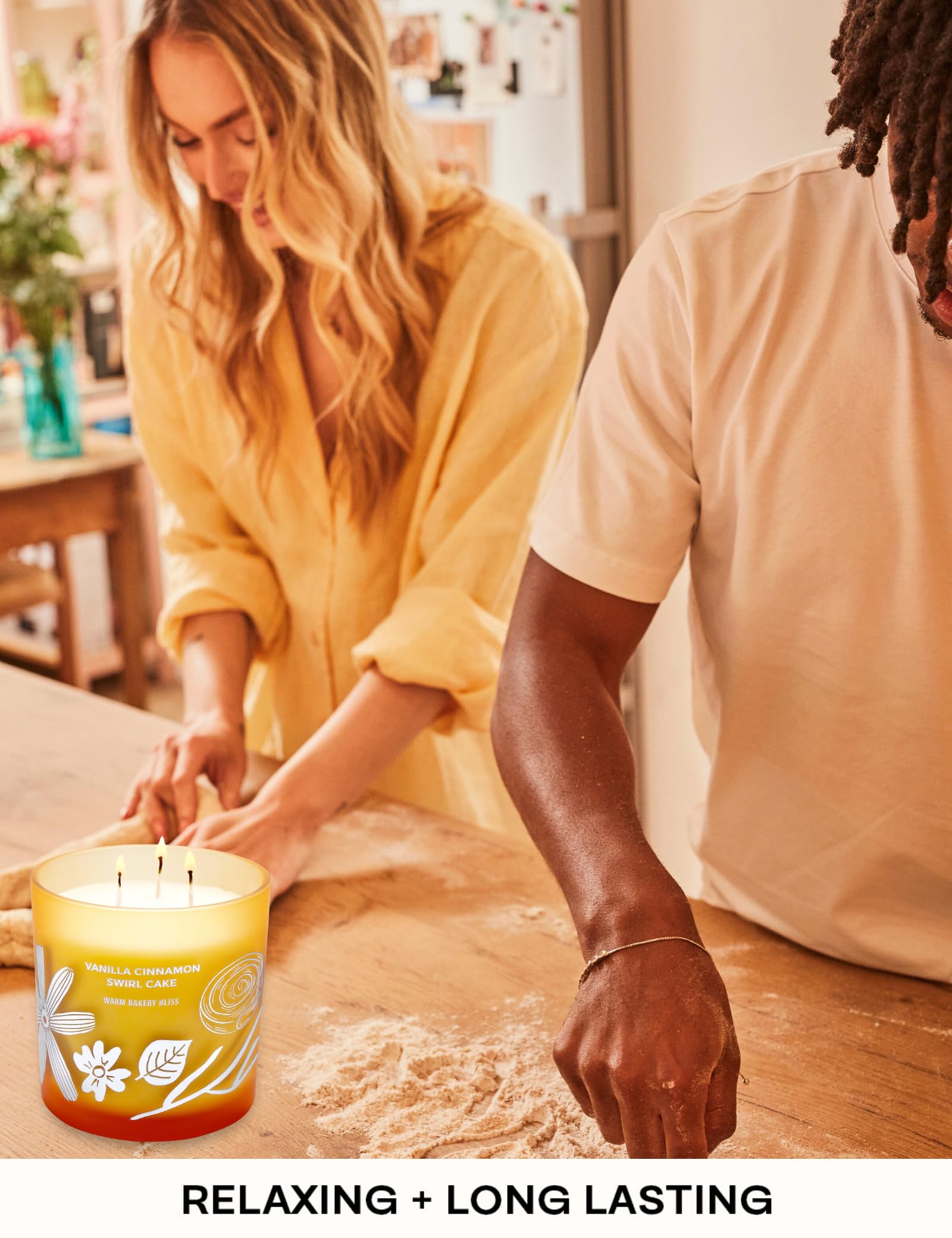 Vanilla Cinnamon Swirl Cake Candle, 14.5oz Large 3-Wick Soy Scented Candles for Home, Warm Bakery Scent, Long Lasting Aromatherapy Candle, Gift for Women & Men