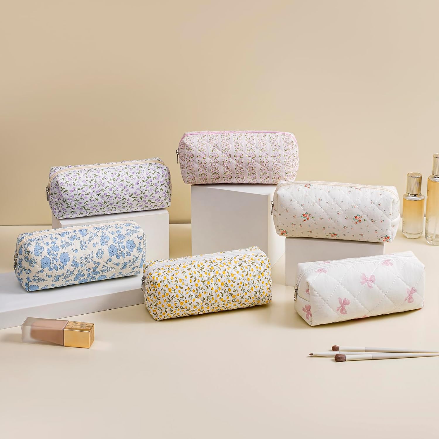 Skiennix Cute Floral Makeup Brush Bag - Quilted Travel Organizer Case | Pink Floral Design