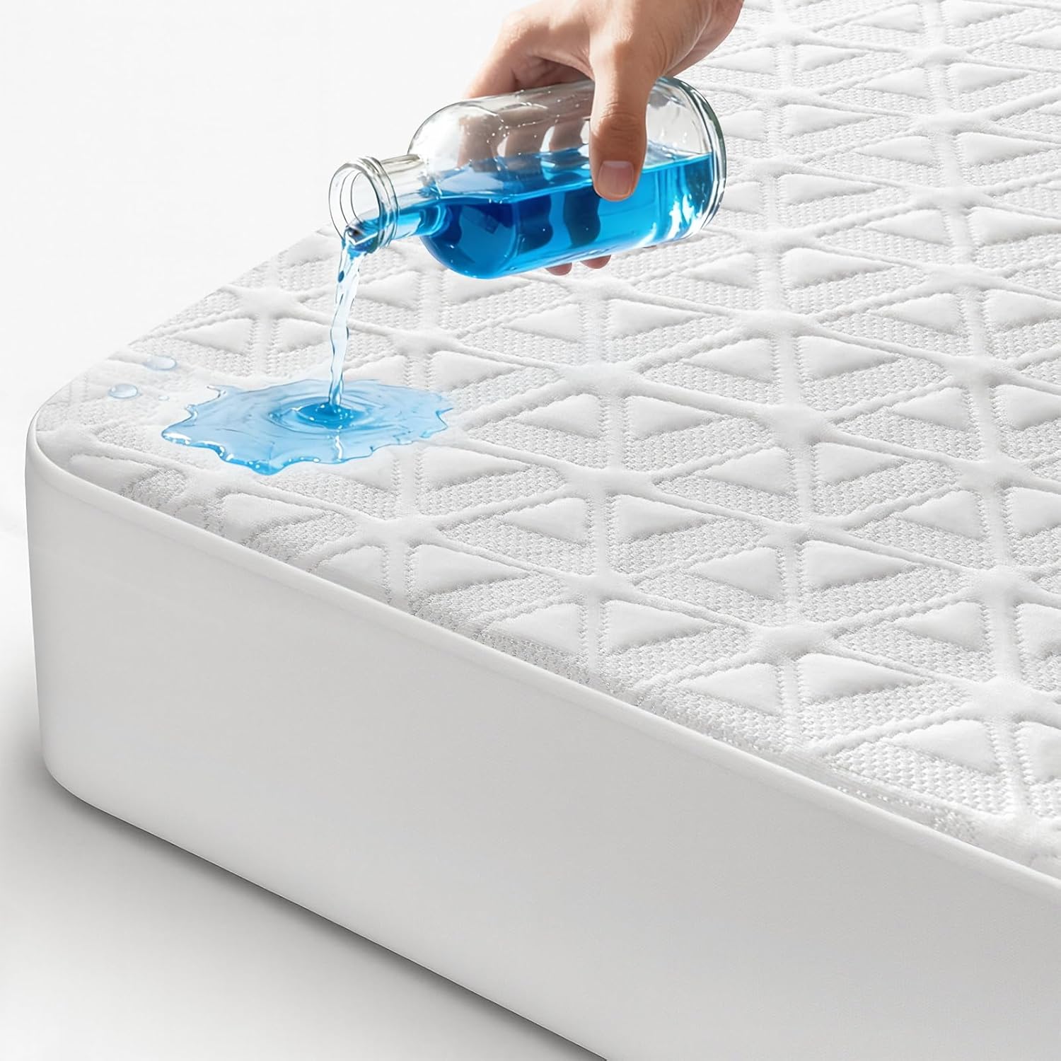 Skiennix Waterproof Mattress Protector - Soft & Breathable Queen Size Pad | Noiseless 3D Air Fabric, Machine Washable, White