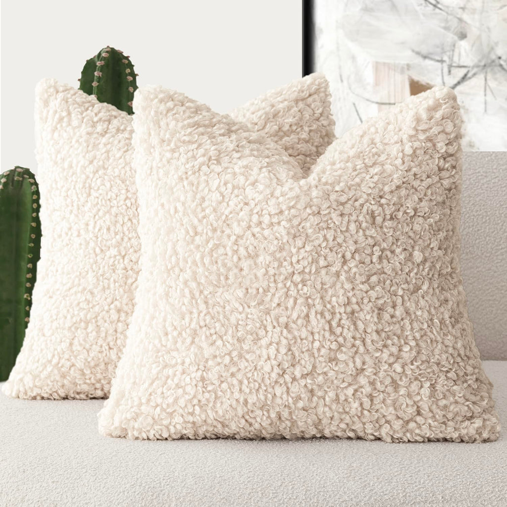 Foindtower 2 Pieces 20x20 Inch Cream Beige, Faux Fur Throw Pillow Cover Accent Sherpa Furry Pillow Covers Fuzzy Soft Pillowcases Cozy Sheepskin Decorative Fleece Cushion Case for Bed Couch Living Room