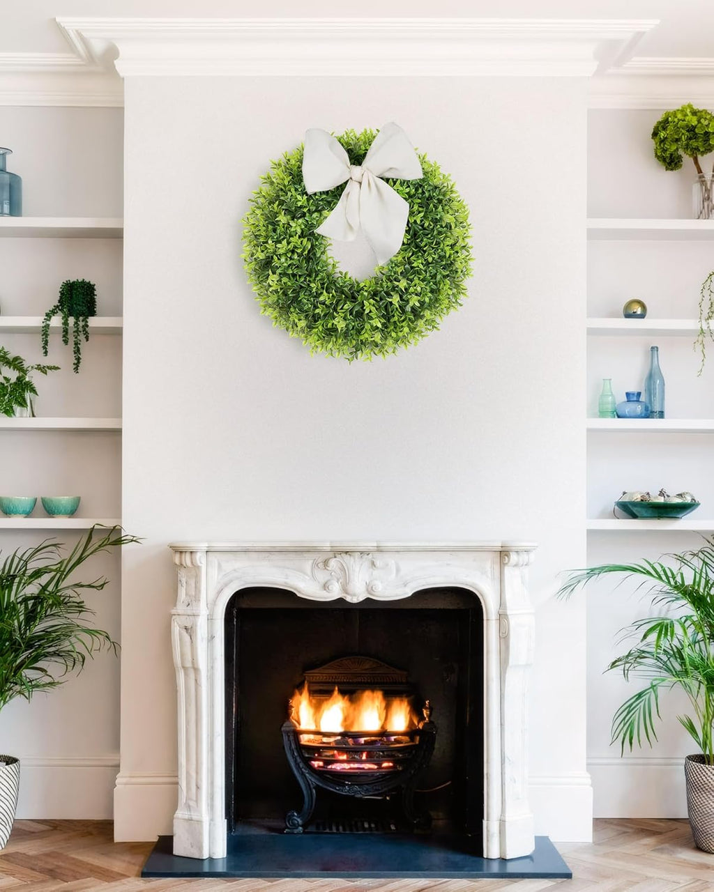 Regine Switzerland 22-Inch Artificial Boxwood Wreath - Weatherproof Summer Door Decor for All Year Round