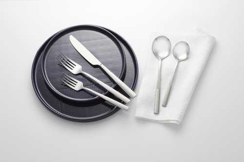 Lenox Silverware Set, Modulus Mirror 20-Piece Flatware Set, Service For 4, 18/10 Stainless Steel, Dishwasher Safe, Cutlery Sets, Home And Kitchen Utensils, Knives Spoons And Forks (Silver, 20 Pieces)