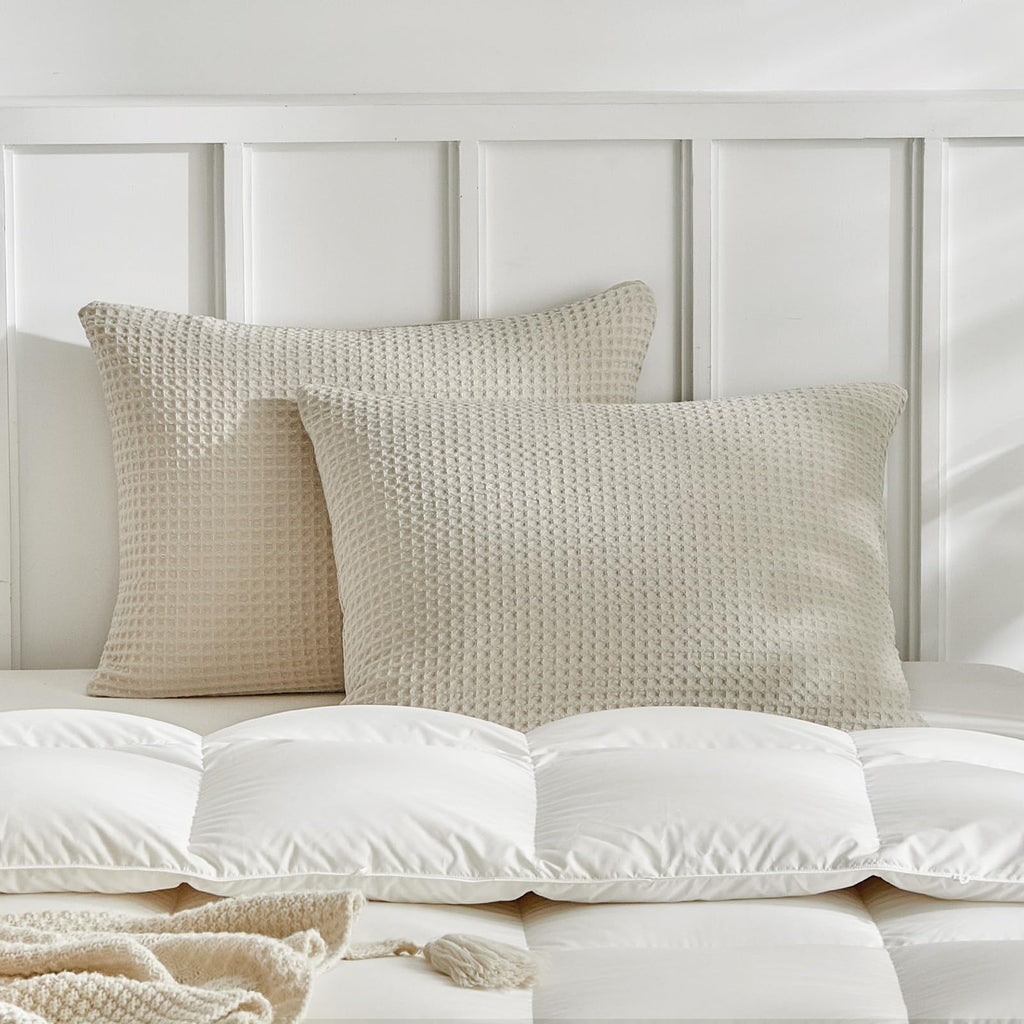 WARMDERN Waffle Weave Pillowcases Standard Size 2 Pack Pillow Cases Soft Microfiber Pillow Case Covers Set of 2 Boho Woven Textured Pillowcase with Envelope Closure(Khaki, Standard, 20x26 Inches)