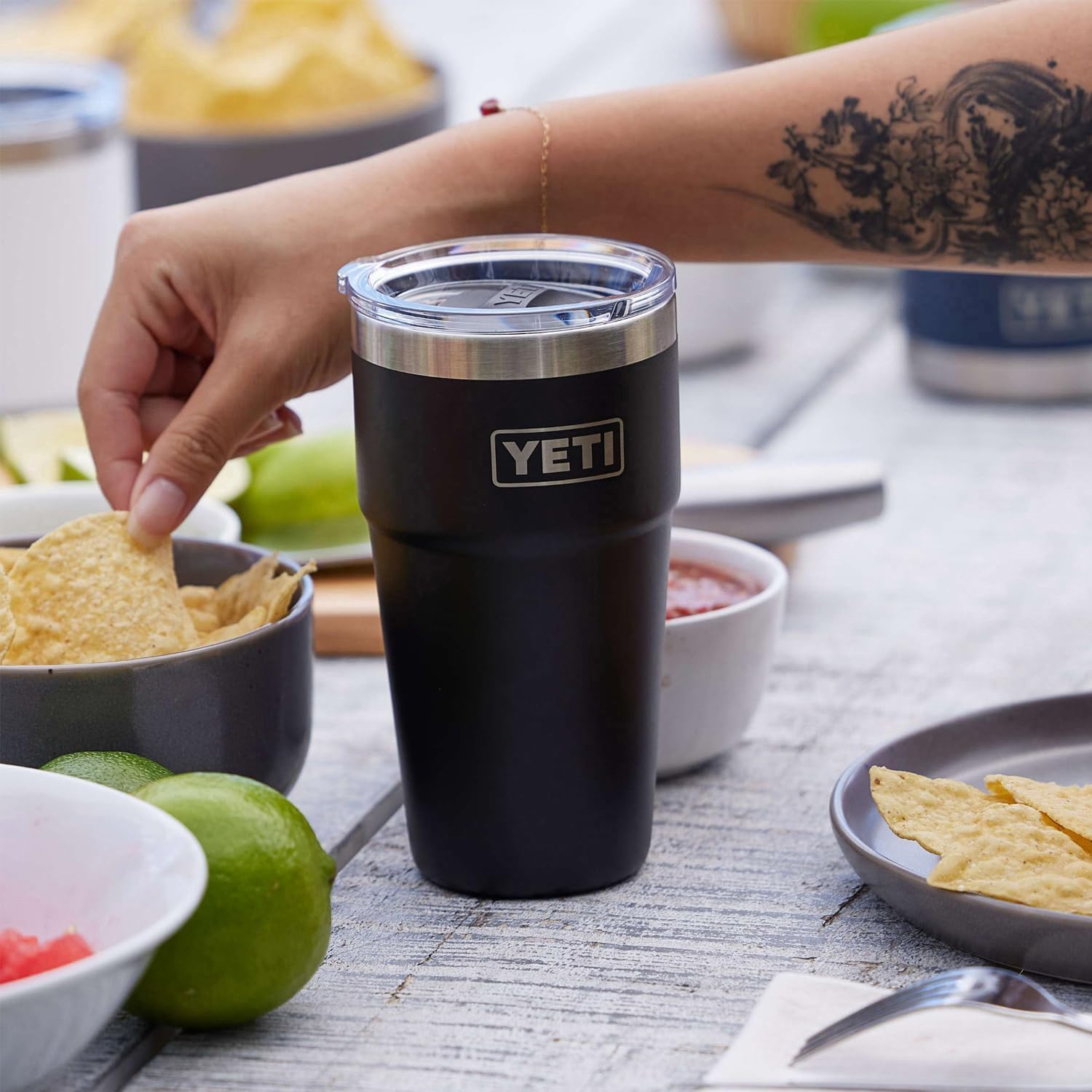 YETI Rambler 20 oz Stackable Tumbler, Stainless Steel, Vacuum Insulated with MagSlider Lid, Moon Dust