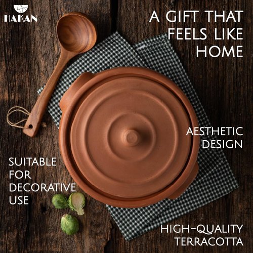 Hakan Suphan Handmade 2.6-Quart Small Clay Cooking Pot with Lid, Unglazed Natural Cookware, Terracotta Cazuela, Casserole Dish, Rice Cooking, Stewpot, Korean, Indian, Mexican Dish 2.5 L