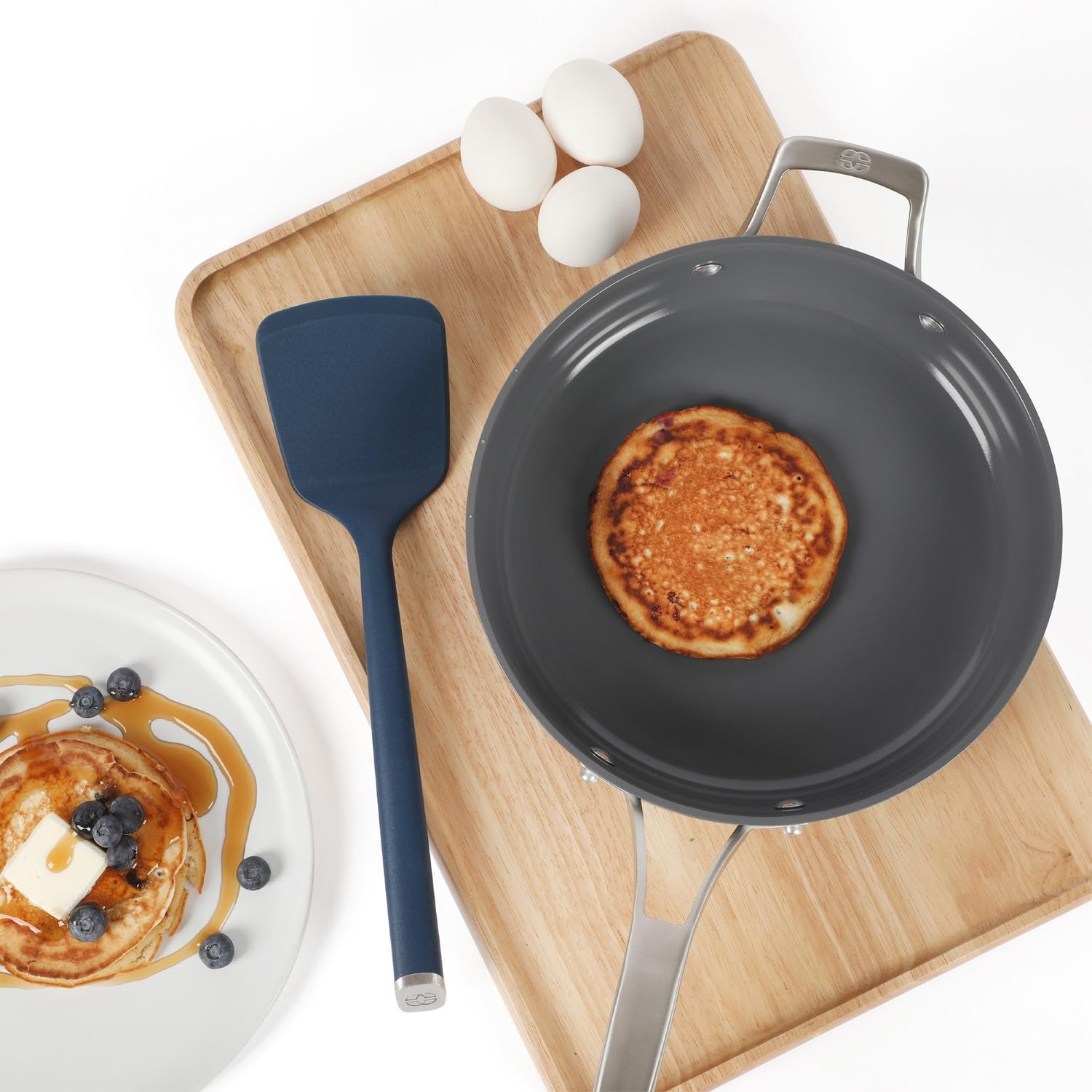 Calphalon Edge Silicone Turner, Flexible Silicone Cooking Spatula with Reinforced Core, Heat-Resistant Nonstick-Safe Turner for Flipping & Cooking, Navy