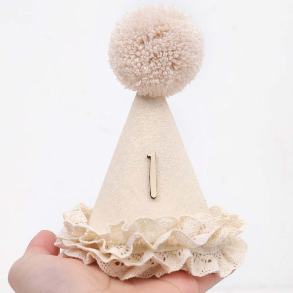 WAHAWU Lace 1st Birthday Hat - Sweet One Birthday Decorations,Lace Flower Princess Party Crown,Beige Cone Hat for Cake Smash,First Floral Party Headwear Photo Prop