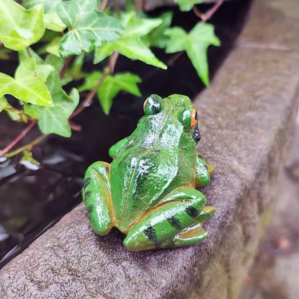 Skiennix Frog Statues - Miniature Resin Sculptures for Garden & Indoor Decor | 2 Pcs Set
