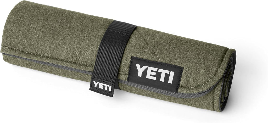 YETI Small Lowlands Blanket - Cozy Olive Green Outdoor Essential for Comfort and Warmth