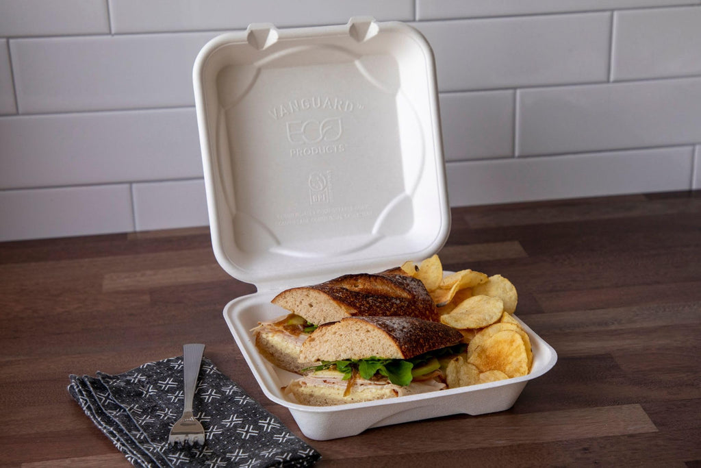 ECO PRODUCTS Compostable 8" Clamshell To Go Containers, Case of 200, Square Take Out Food Box, White Renewable Molded Fiber, Microwaveable & Freezable, Grease & Cut Resistant, ASTM Compliant