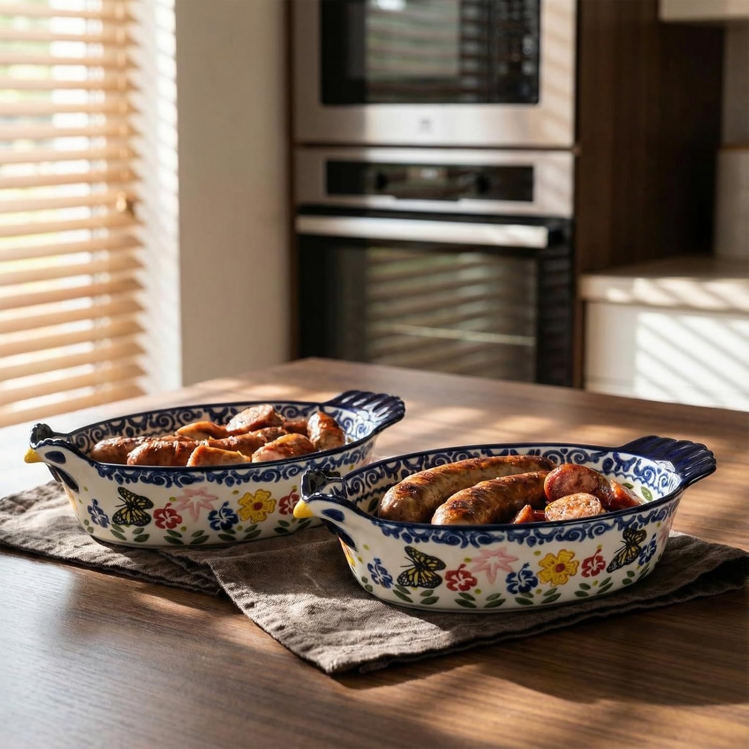 Uiifan 27 Oz Ceramic Casserole Dish - Vintage Chicken Shape Bakeware with Butterfly & Flower Design