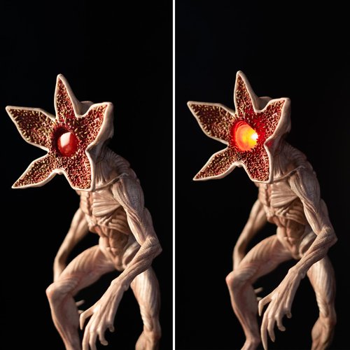 Grupo Erik Stranger Things Light Collector Edition - Stranger Things Merch - Stranger Things Room Decor - Official Netflix Merchandise - Demogorgon Figure - USB and Battery Powered
